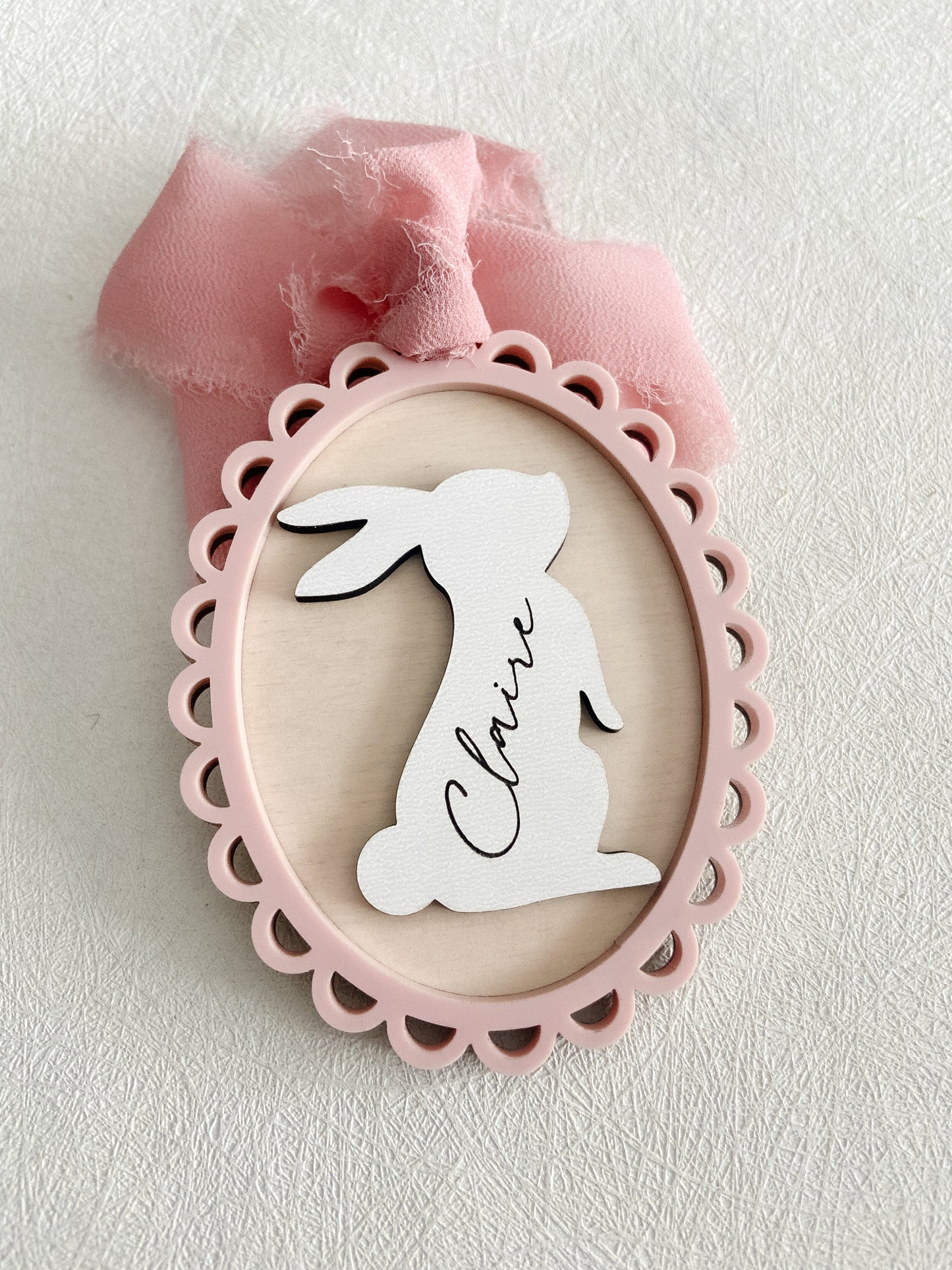 Scalloped Vintage Easter Tag - The Cozy Nest Handmade