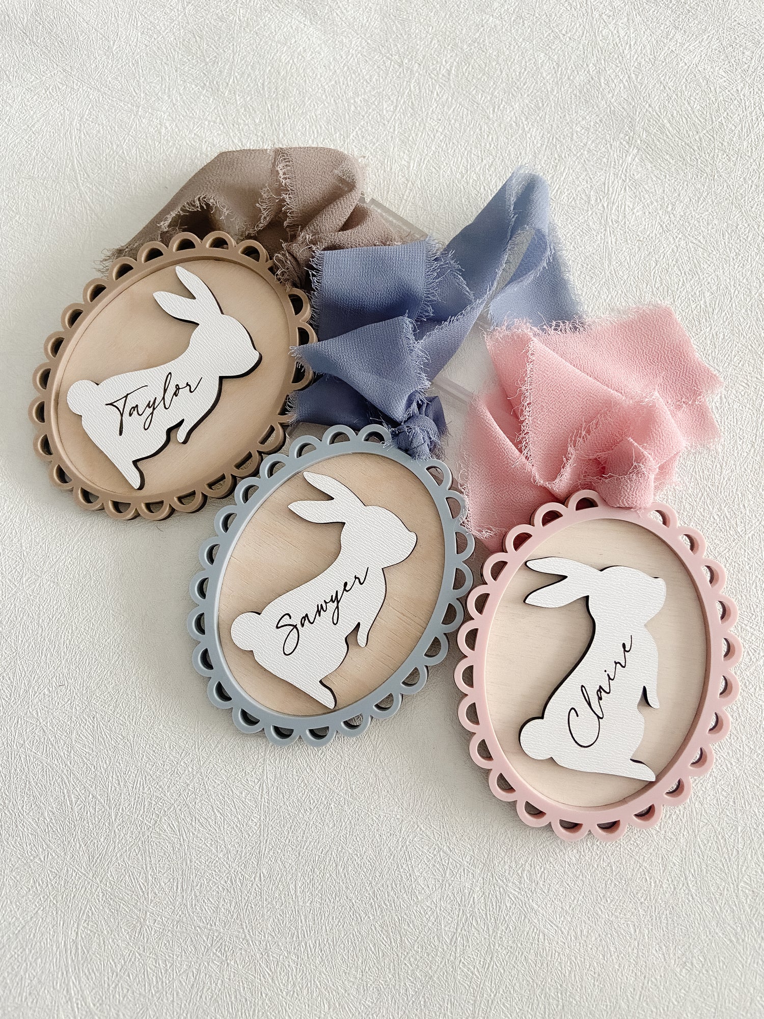 Scalloped Vintage Easter Tag - The Cozy Nest Handmade
